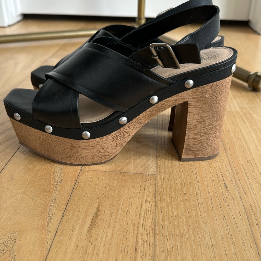 Size 9 Vincent Camuto Black Platform Sandals
